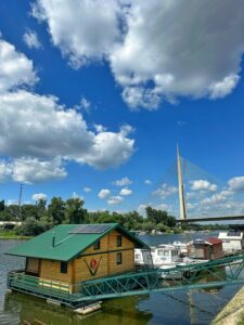 Prodaja splava Ada Ciganlija Čukarica